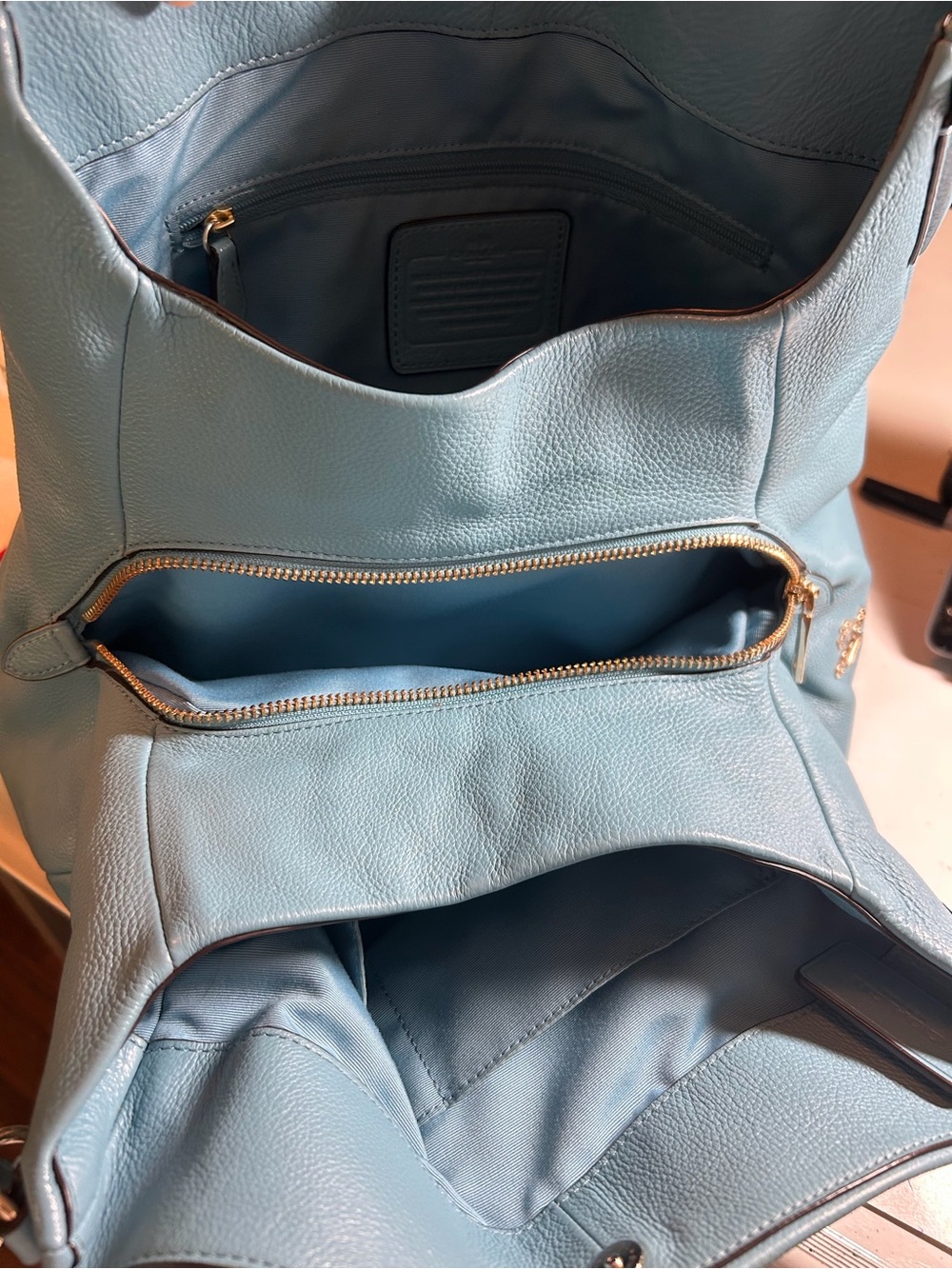 Coach Blue Leather Shoulder Bag with It’s hand painted with leather acrylic pain - Picture 3 of 4
